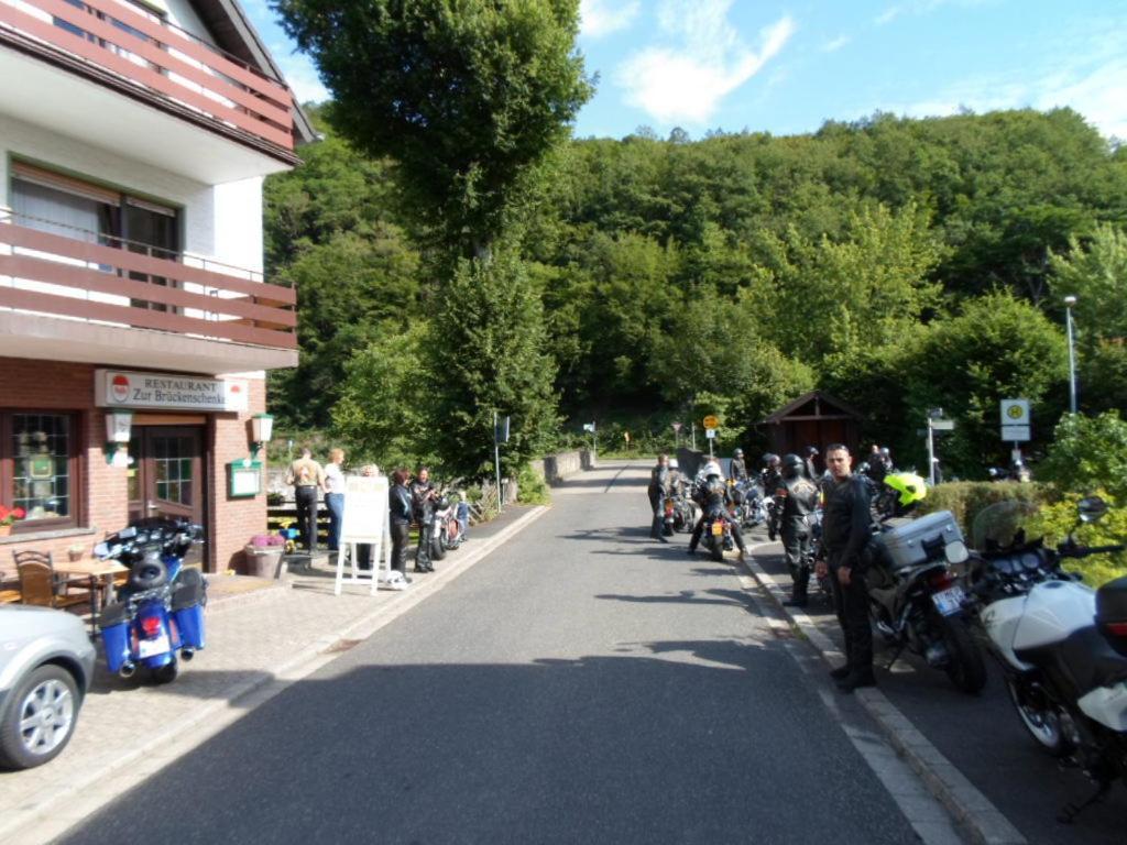 Bed&Breakfast Eifelpension Brueckenschenke Fuchshofen Екстер'єр фото